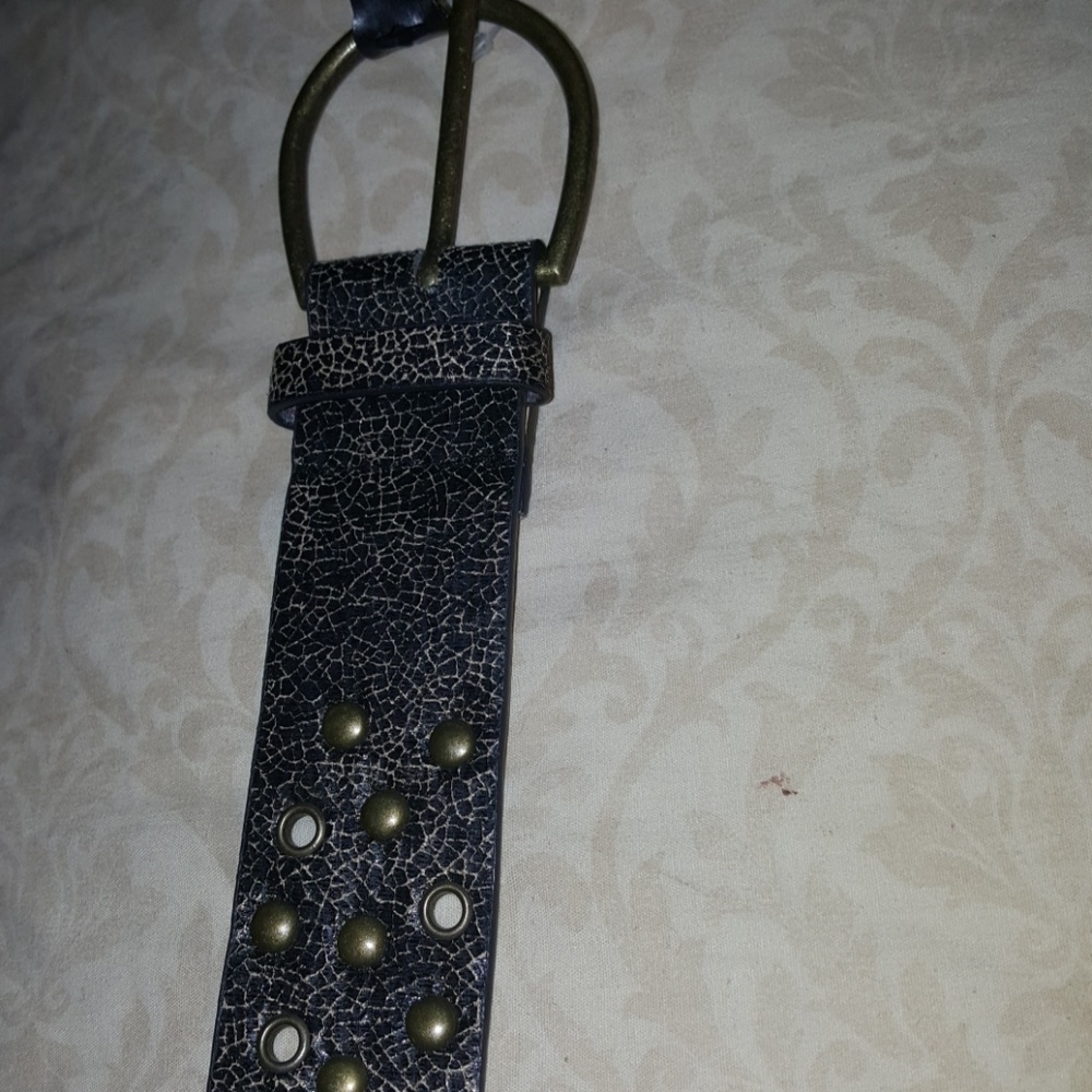 Belt - Picture 2 of 2